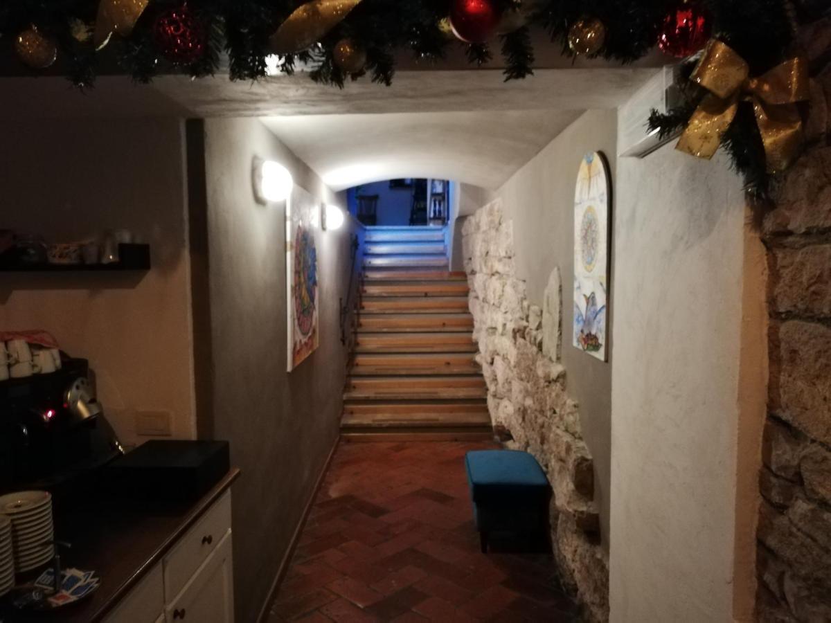 Hotel La Fortezza Assisi Exterior foto