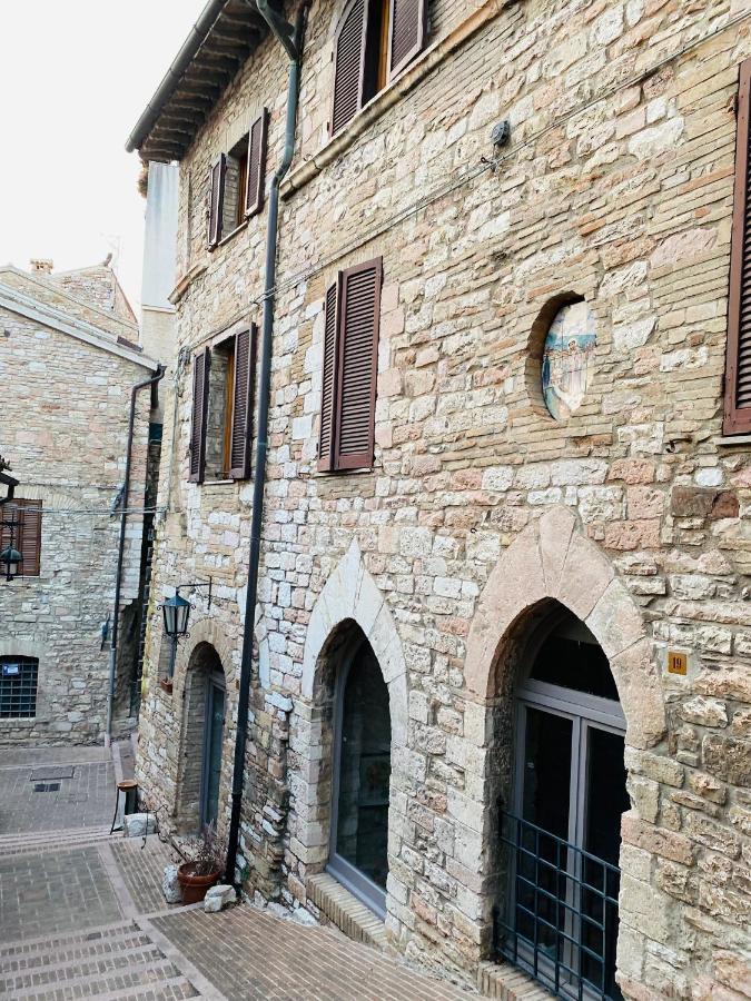 Hotel La Fortezza Assisi Exterior foto